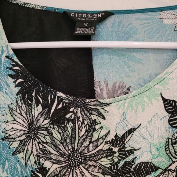 Citron Aqua Floral Pullover Silk Top with Sheer Black Asymmetric Panel, Sz Med - Picture 4 of 8